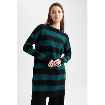 Pulover lejer cu model in dungi