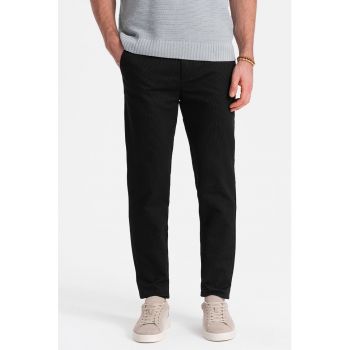 Pantaloni chino cu aspect texturat