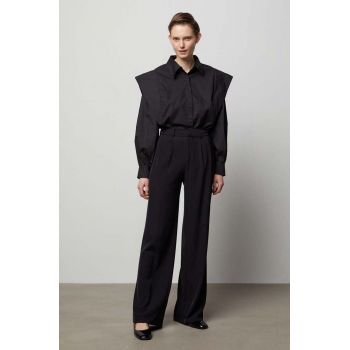Answear Lab camasa femei, culoarea negru, cu guler clasic, relaxed ieftina