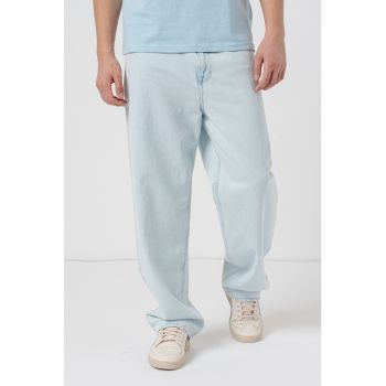 Blugi relaxed fit Vermont la reducere