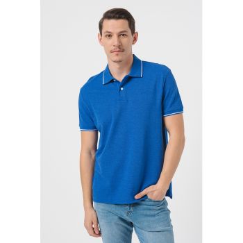 Tricou polo cu accente contrastante