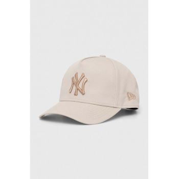 New Era șapcă de baseball din bumbac culoarea bej, cu imprimeu, NEW YORK YANKEES