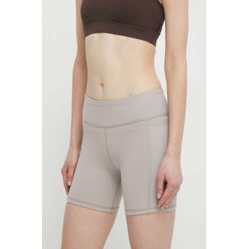 Reebok pantaloni scurți de antrenament LUX COLLECTION culoarea gri, neted, high waist ieftini