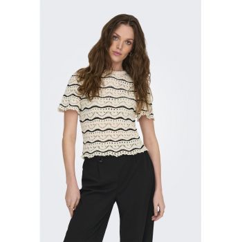 Bluza de crosetata cu maneci scurte