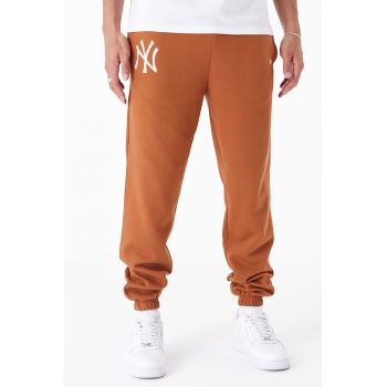 Pantaloni de trening din amestec de bumbac New York Yankees League Essential
