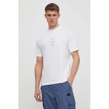 New Balance tricou din bumbac barbati, culoarea alb, cu imprimeu, MT41519WT ieftin