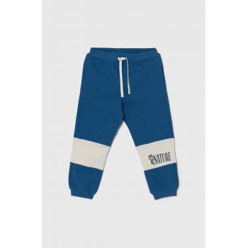 United Colors of Benetton pantaloni de trening din bumbac pentru copii cu imprimeu