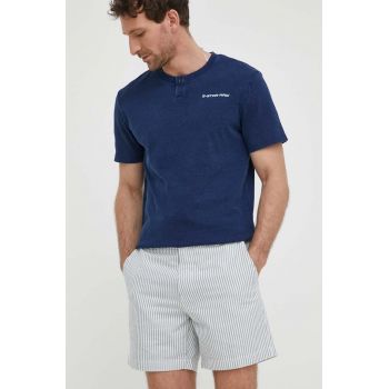 Levi's pantaloni scurti din bumbac culoarea alb de firma originali