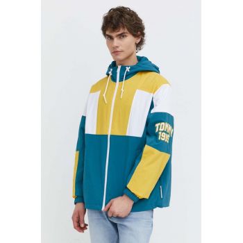 Tommy Jeans geaca barbati, de tranzitie, oversize la reducere