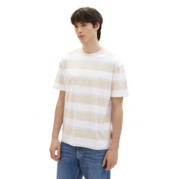Tricou relaxed fit cu model in dungi la reducere