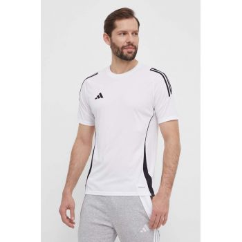 adidas Performance tricou de antrenament Tiro 24 culoarea alb, cu imprimeu, IS1019