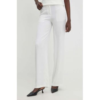 Answear Lab pantaloni femei, culoarea bej, drept, high waist