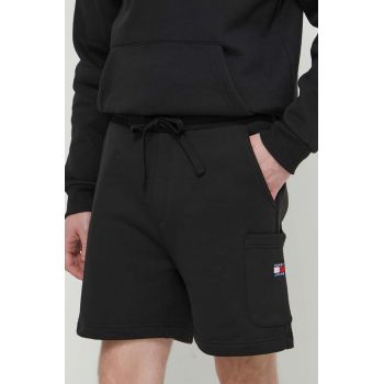 Tommy Jeans pantaloni scurți din bumbac culoarea negru DM0DM18479