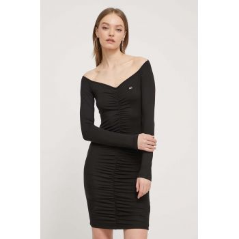 Tommy Jeans rochie culoarea negru, mini, mulata