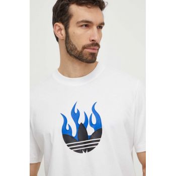 adidas Originals tricou din bumbac barbati, culoarea alb, cu imprimeu, IS2944 de firma original