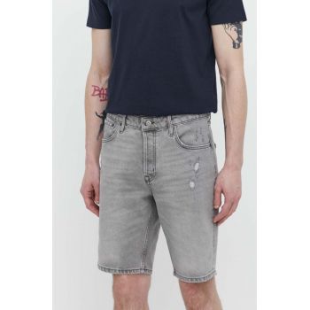 Superdry pantaloni scurti jeans barbati, culoarea gri de firma originali