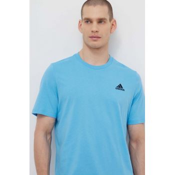 adidas tricou din bumbac barbati, neted, IS1317 ieftin