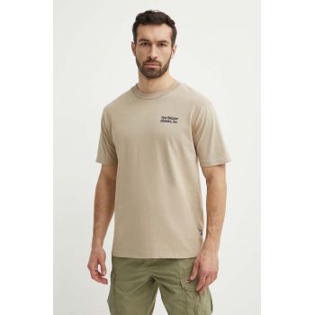 New Balance tricou din bumbac barbati, culoarea bej, cu imprimeu, MT41588SOT ieftin