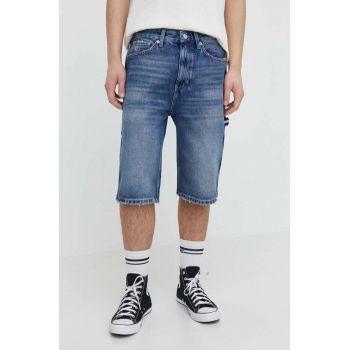 Tommy Jeans pantaloni scurti jeans barbati, DM0DM18789