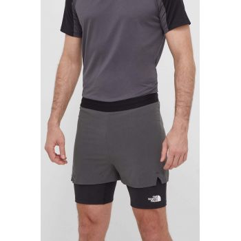 The North Face pantaloni scurti sport Mountain Athletics barbati, culoarea gri, NF0A87CKWUO1
