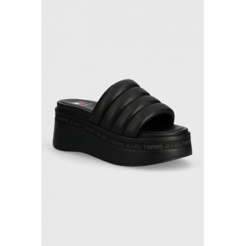 Tommy Jeans papuci TJW WEDGE SANDAL femei, culoarea negru, toc pana, EN0EN02455