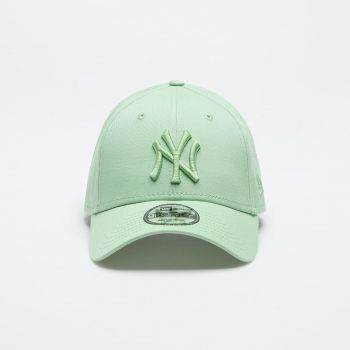 New Era New York Yankees 9Forty Strapback Green Fig/ Green Fig