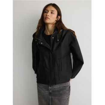 Reserved - Jachetă scurtă impermeabilă - negru