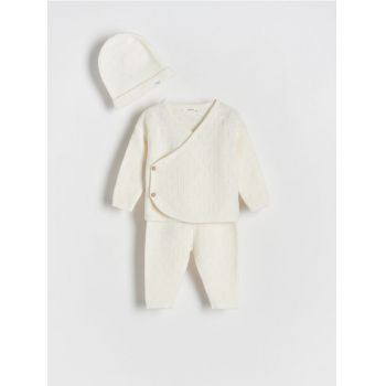 Reserved - BABIES` SWEATER, TROUSERS & CAP - crem ieftin