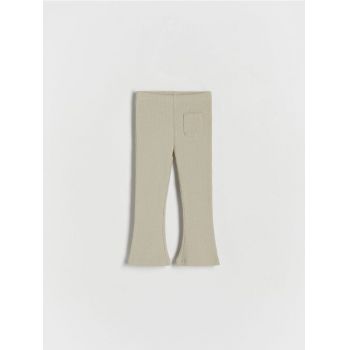 Reserved - Pantaloni flare, cu buzunar - verde ieftini