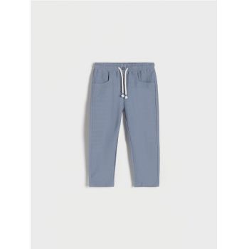 Reserved - Pantaloni chino din material structurat - bleumarin