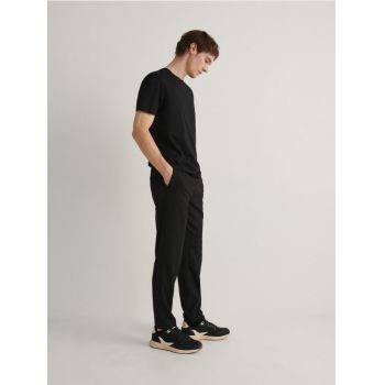 Reserved - Pantaloni jogger slim - negru