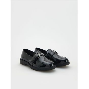 Reserved - Pantofi comozi cu cataramă - negru