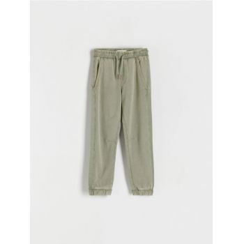 Reserved - Pantaloni jogger - verde-prăfuit