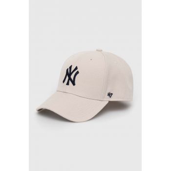 47brand șapcă de baseball pentru copii MLB New York Yankees culoarea bej, cu imprimeu, BMVP17WBV ieftina