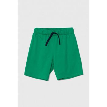 United Colors of Benetton pantaloni scurți din bumbac pentru copii culoarea verde, talie reglabila de firma originali