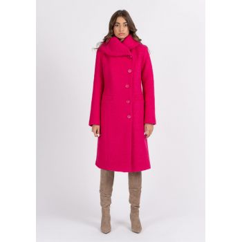 Palton LaDonna roz din stofa buclata ieftina