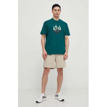 adidas Originals tricou din bumbac barbati, culoarea verde, cu imprimeu, IS0177 de firma original