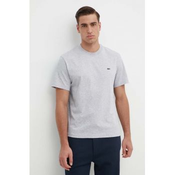 Lacoste tricou din bumbac barbati, culoarea gri, neted ieftin