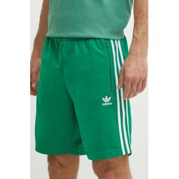 adidas Originals pantaloni scurți barbati, culoarea verde, IM9420 de firma originali