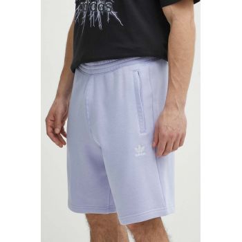 adidas Originals pantaloni scurti barbati, culoarea violet, IR7816