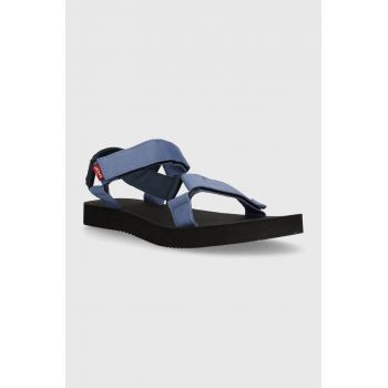 Levi's sandale TAHOE 2.0 barbati, culoarea albastru marin, 235639.17 ieftine