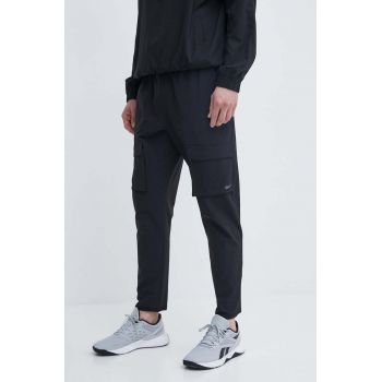 Reebok pantaloni Active Collective barbati, culoarea negru, cu fason cargo, 100075607 de firma originali