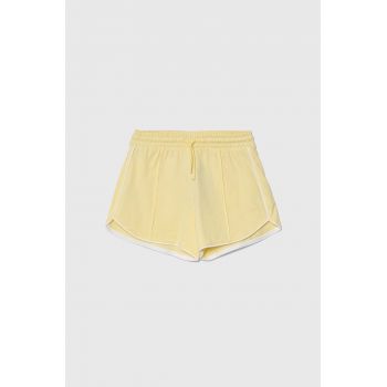 United Colors of Benetton pantaloni scurți din bumbac pentru copii culoarea galben, neted, talie reglabila