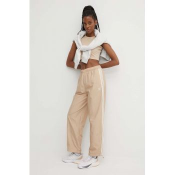 adidas Originals pantaloni de trening culoarea bej, cu imprimeu, IS1973 ieftin