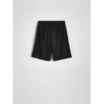 Reserved - Pantaloni scurți din amestec de in și viscoză - negru