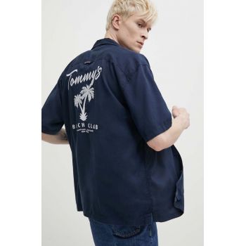 Tommy Jeans camasa barbati, culoarea albastru marin, relaxed, DM0DM18945