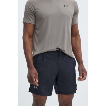 Under Armour pantaloni scurți de alergare Launch culoarea negru