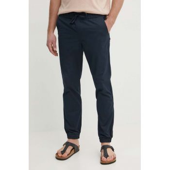 Pepe Jeans pantaloni PULL ON CUFFED SMART PANTS barbati, culoarea albastru marin, mulata, PM211687 de firma originali