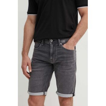 Pepe Jeans pantaloni scurti jeans SLIM GYMDIGO SHORT barbati, culoarea gri, PM801075UH3 de firma originali
