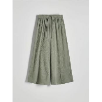 Reserved - Pantaloni tip culotte - verde-pal